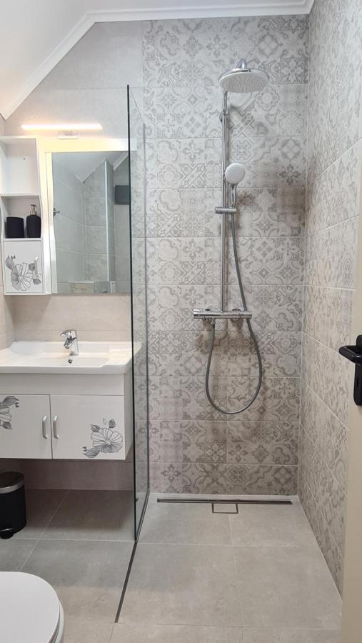 Nea Apartments أتوبول المظهر الخارجي الصورة